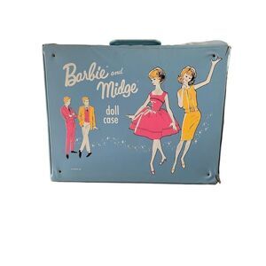 Vintage 1963 BARBIE MIDGE DOUBLE DOLL CASE LG - Blue. Some Plastic Cracking and